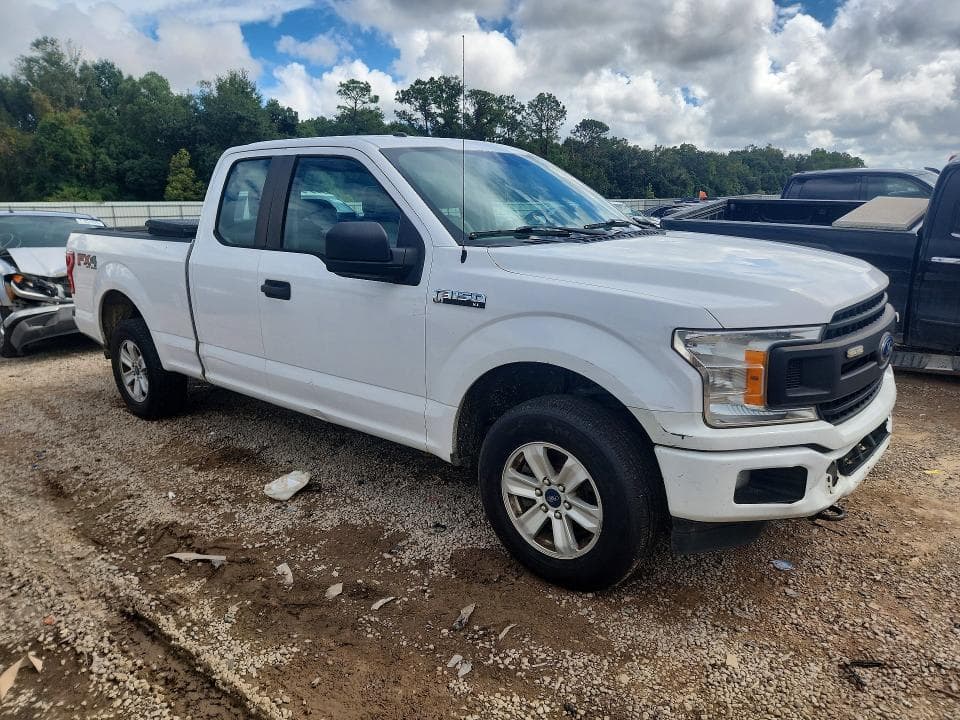 2018 FORD F150 SUPER CAB 4