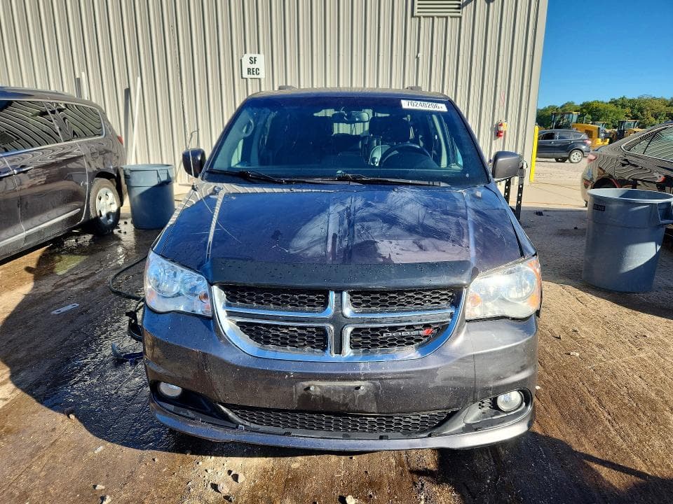 2017 DODGE GRAND CARAVAN SXT 5