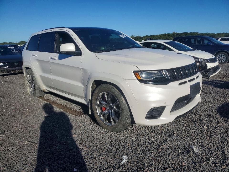 2017 JEEP GRAND CHEROKEE SRT-8 4