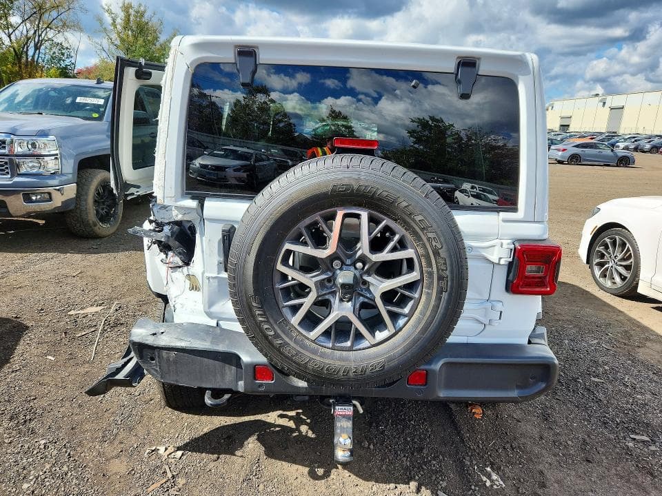 2024 JEEP WRANGLER SAHARA 6