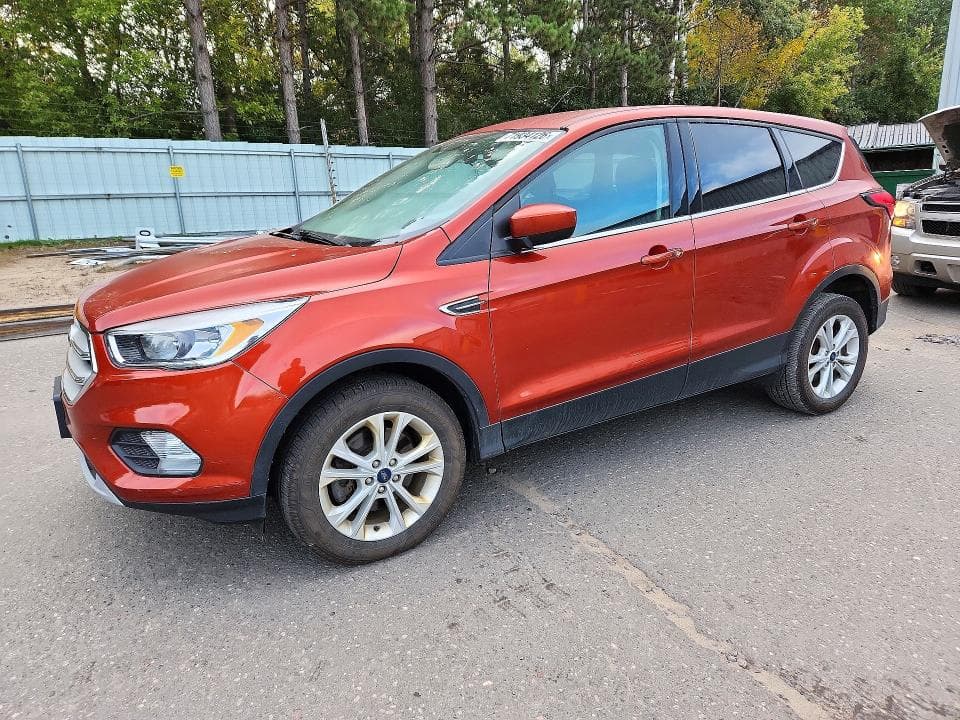 2019 FORD ESCAPE SE - 1