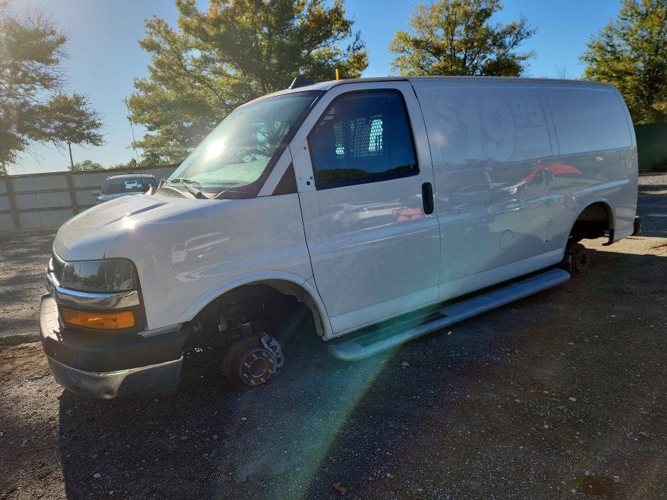 2025 CHEVROLET EXPRESS G2500