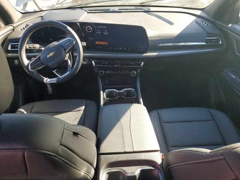 2026 CHEVROLET TRAVERSE LT 8