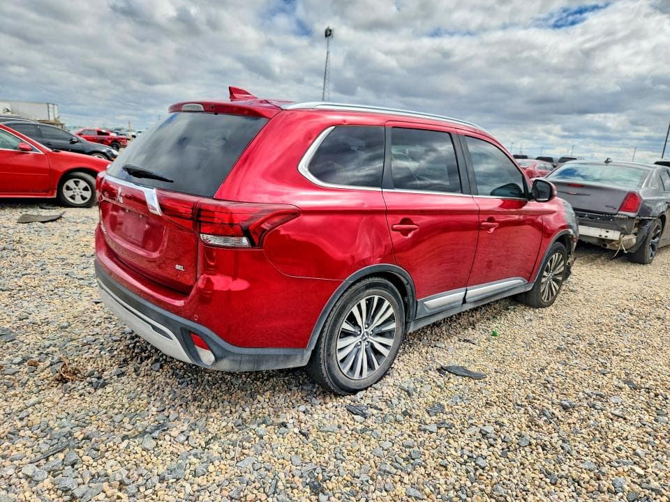 2020 MITSUBISHI OUTLANDER SE 3