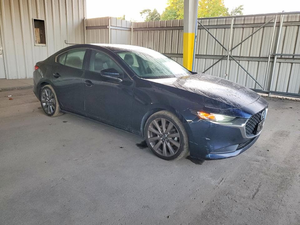 2021 MAZDA 3 4