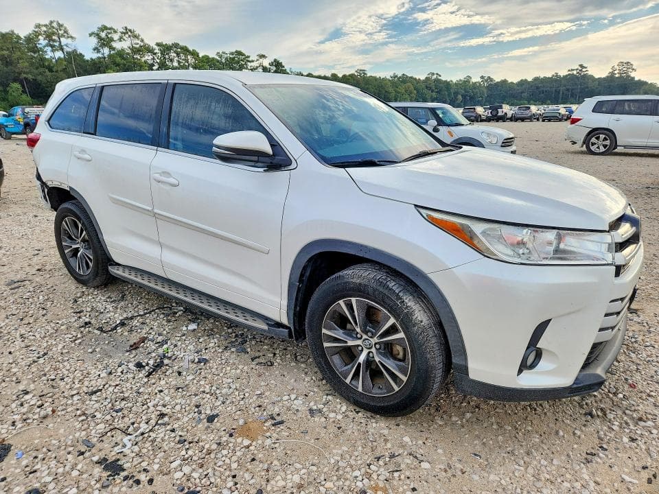 2018 TOYOTA HIGHLANDER LE PLUS 4