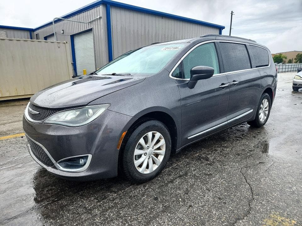 2017 CHRYSLER PACIFICA TOURING L - 1