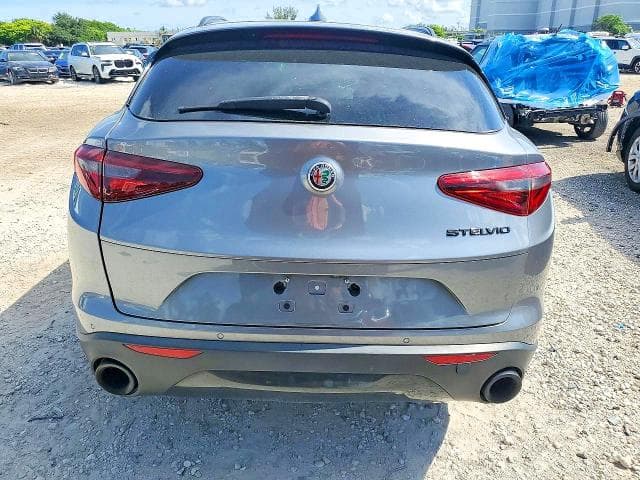 2020 ALFA ROMEO STELVIO 6