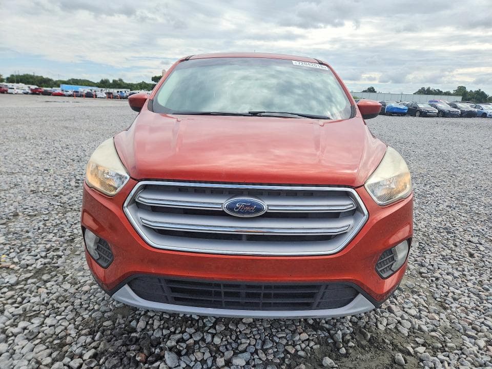 2019 FORD ESCAPE SE 5