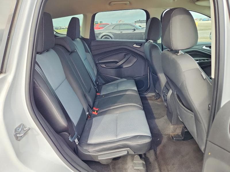 2017 FORD ESCAPE SE 11