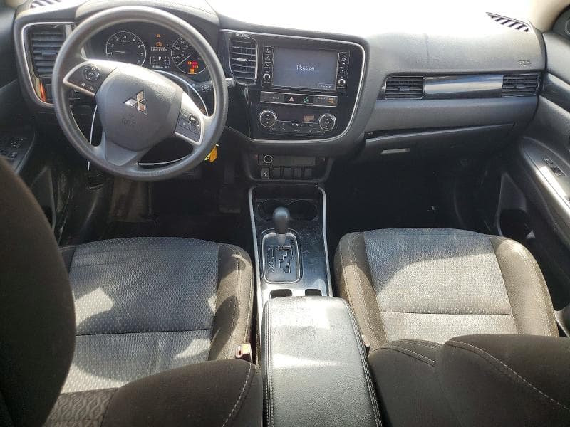 2019 MITSUBISHI OUTLANDER ES 8