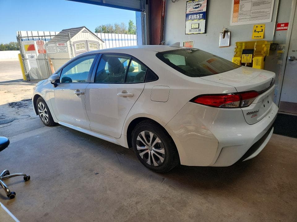 2022 TOYOTA COROLLA LE 2
