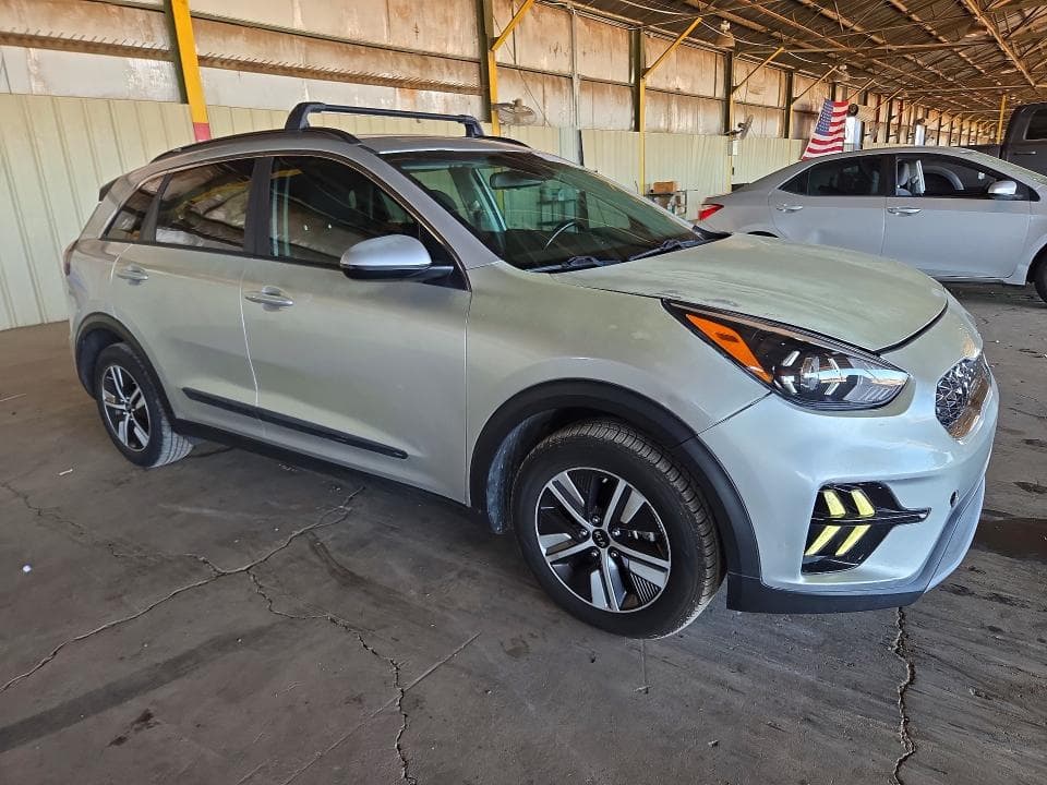 2020 KIA NIRO LXS 4