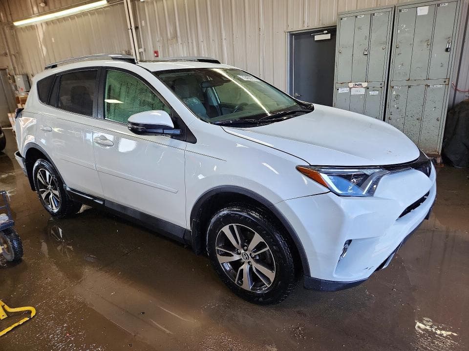 2018 TOYOTA RAV4 XLE 4