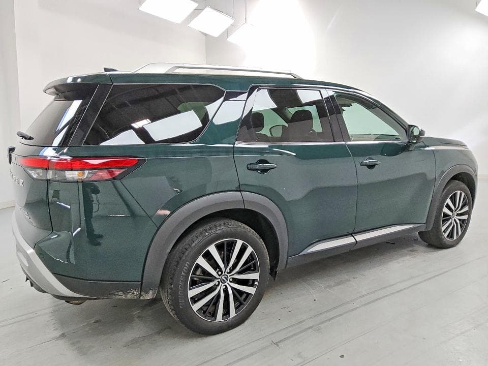 2023 NISSAN PATHFINDER PLATINUM 3