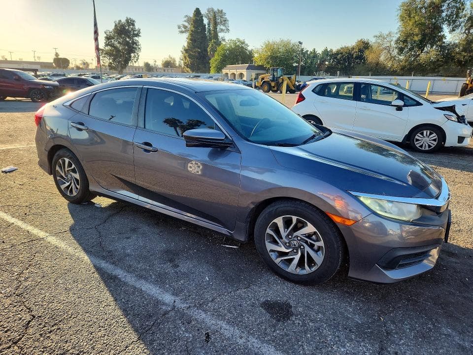 2018 HONDA CIVIC EX 4