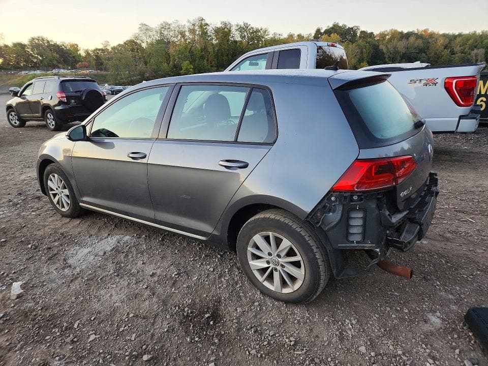 2017 VOLKSWAGEN GOLF S 2