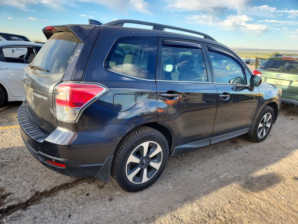 2018 SUBARU FORESTER 3