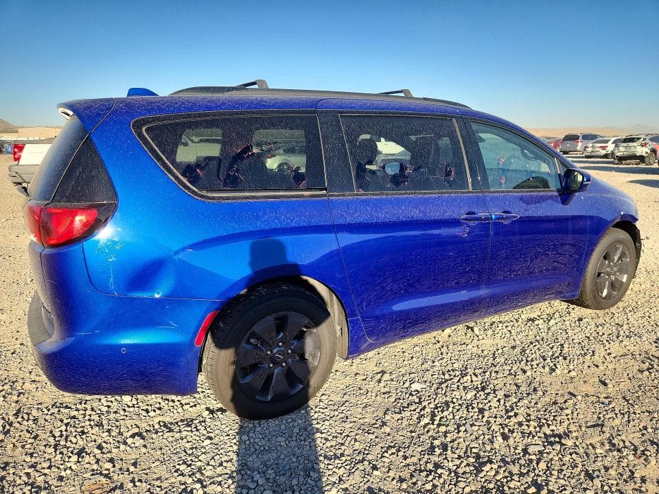 2020 CHRYSLER PACIFICA HYBRID LIMITED 3