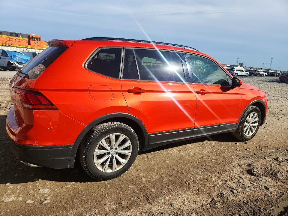 2019 VOLKSWAGEN TIGUAN S 3