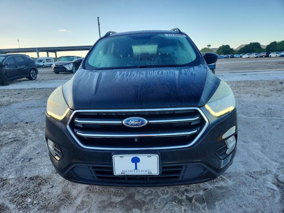 2017 FORD ESCAPE SE 5