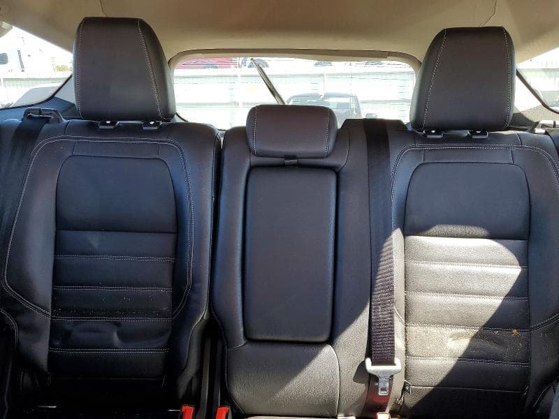 2017 FORD ESCAPE TITANIUM 10