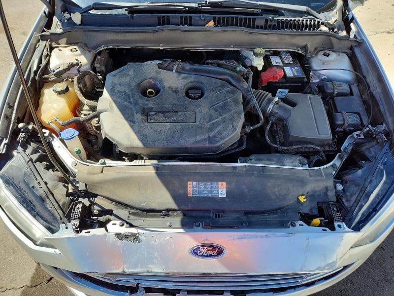 2017 FORD FUSION SE 11