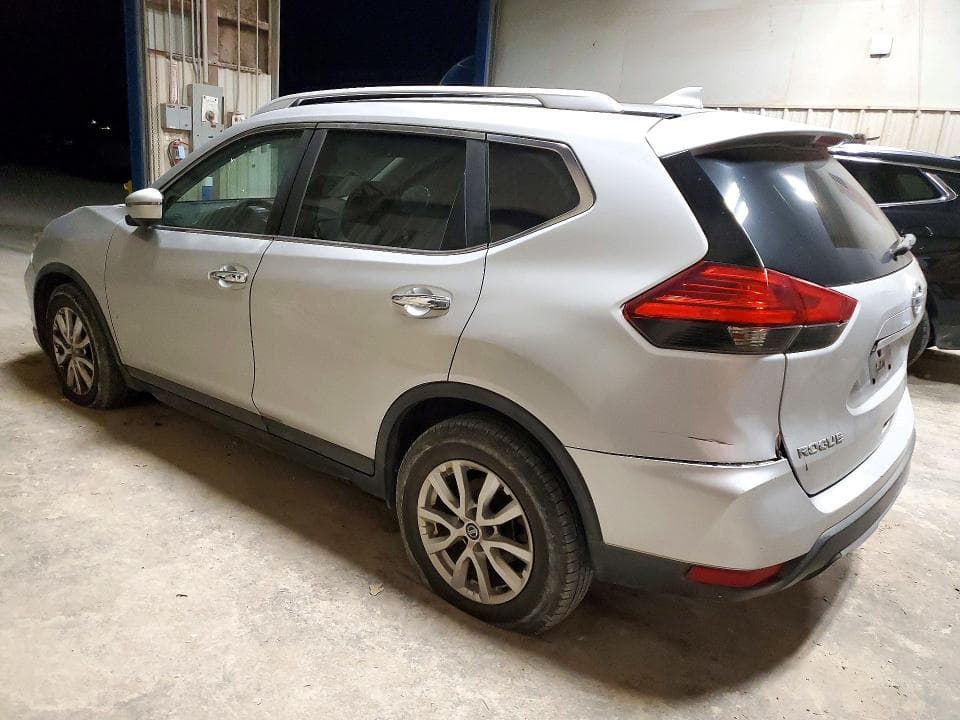 2017 NISSAN ROGUE SV 2