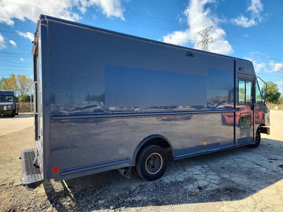 2019 FORD ECONOLINE E450 SUPER DUTY COMMERCIAL STR 3