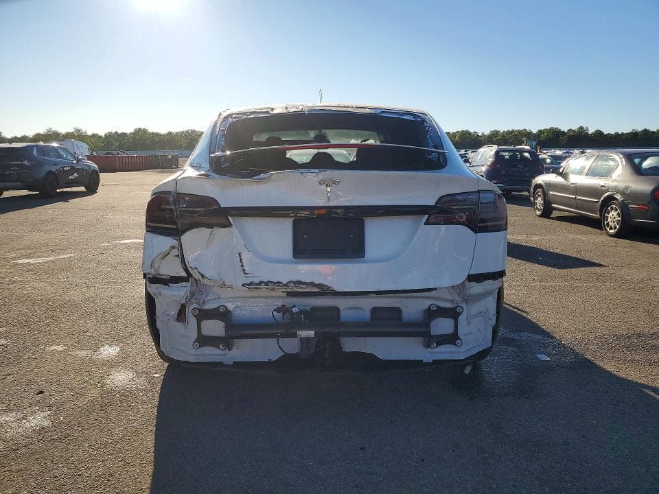 2022 TESLA MODEL X 6