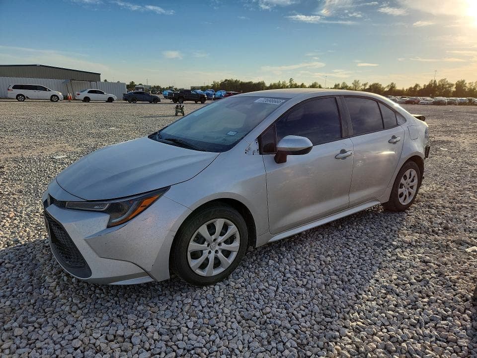 2022 TOYOTA COROLLA LE