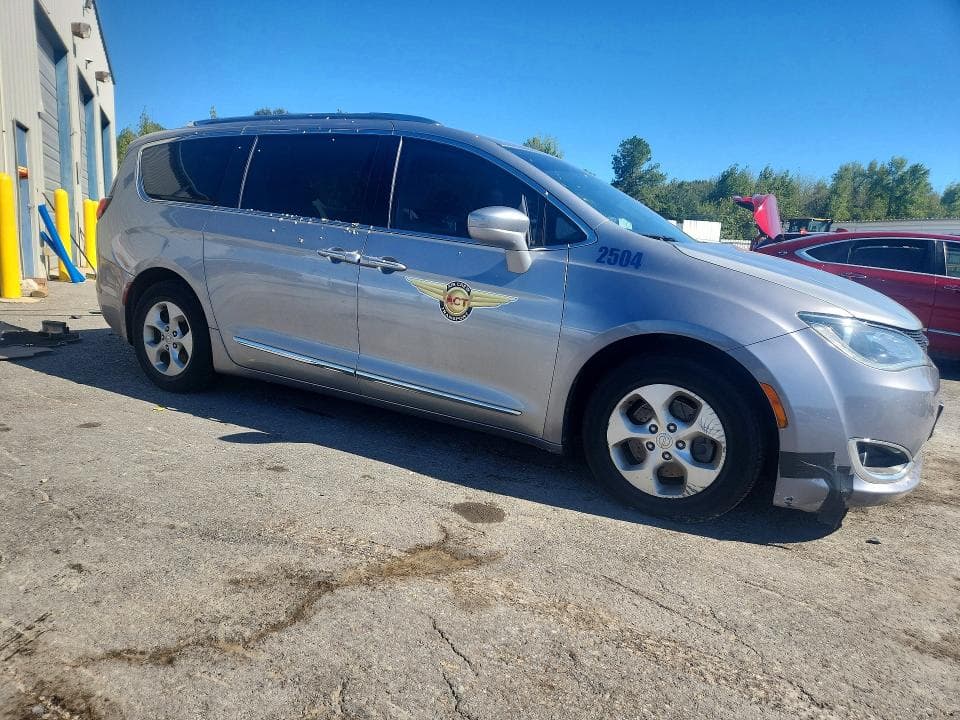 2017 CHRYSLER PACIFICA TOURING L PLUS 4