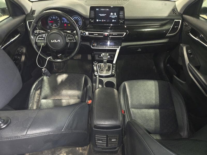 2022 KIA SELTOS S 8