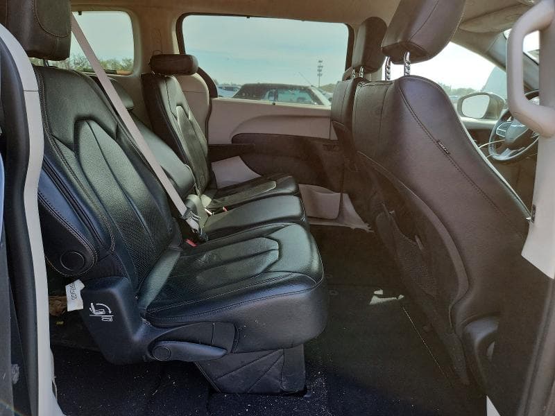 2020 CHRYSLER PACIFICA TOURING L 11