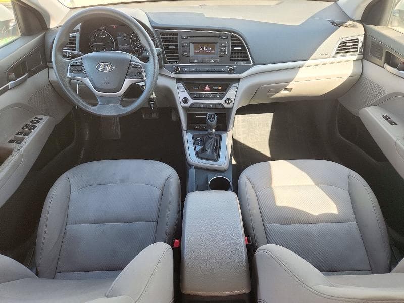 2017 HYUNDAI ELANTRA SE 8