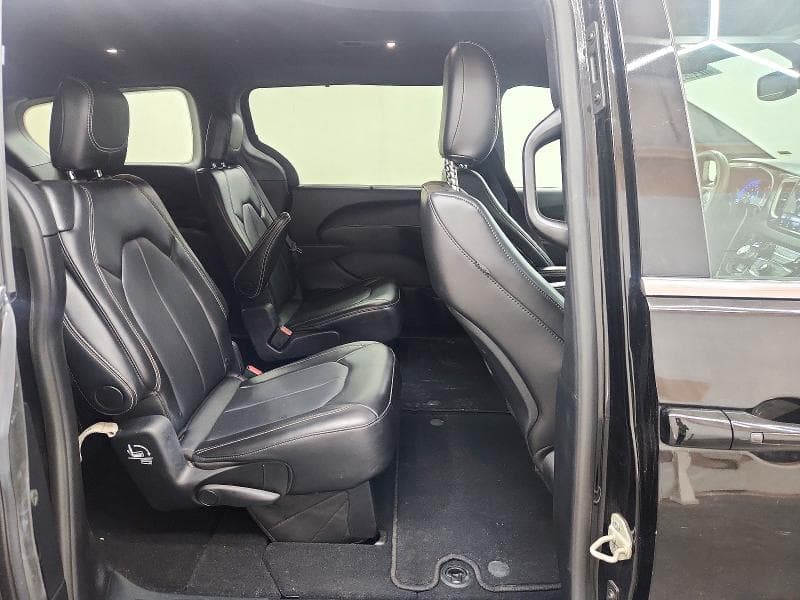 2025 CHRYSLER PACIFICA SELECT 11
