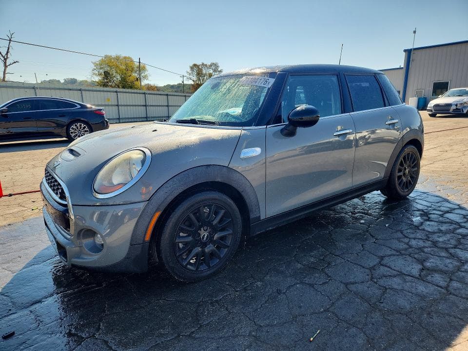 2017 MINI COOPER S - 1