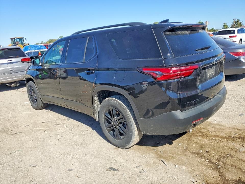 2022 CHEVROLET TRAVERSE LS 2