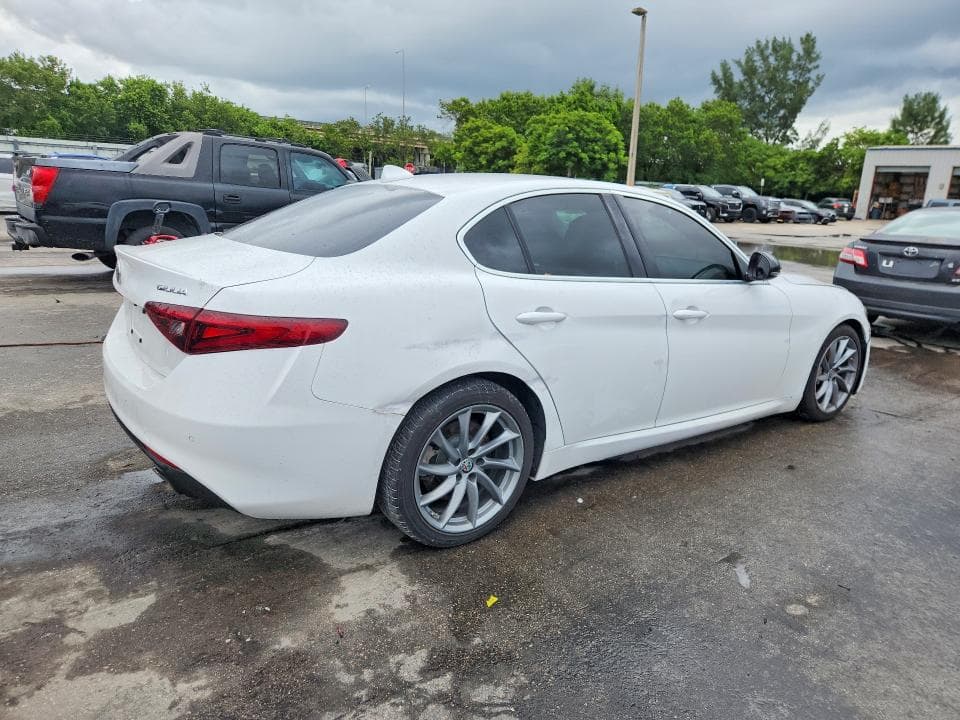 2017 ALFA ROMEO GIULIA 3