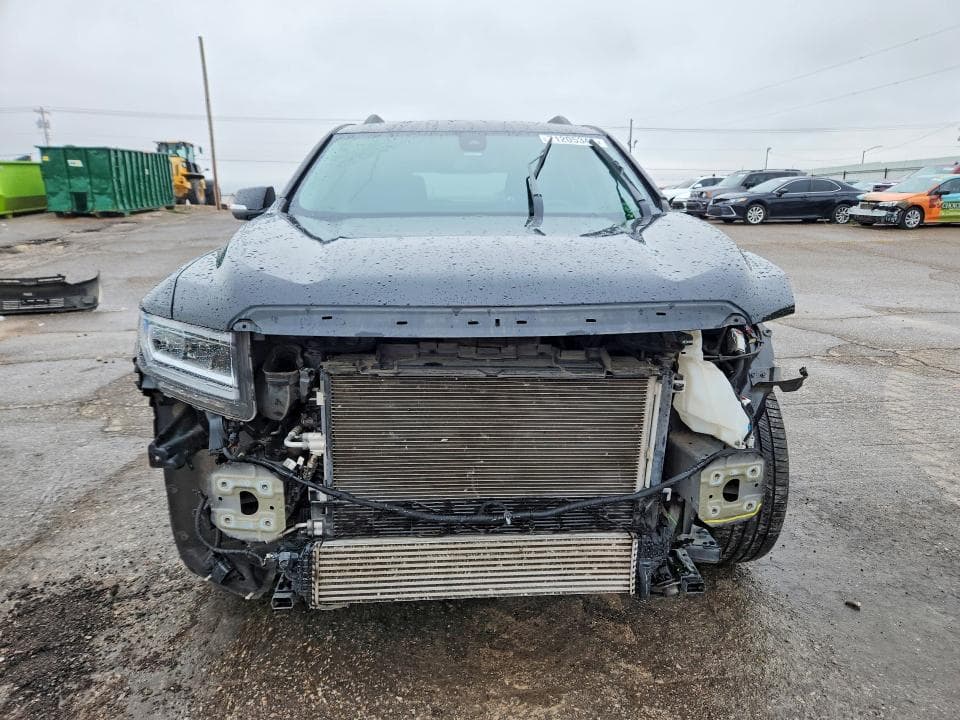 2023 GMC ACADIA SLE 5
