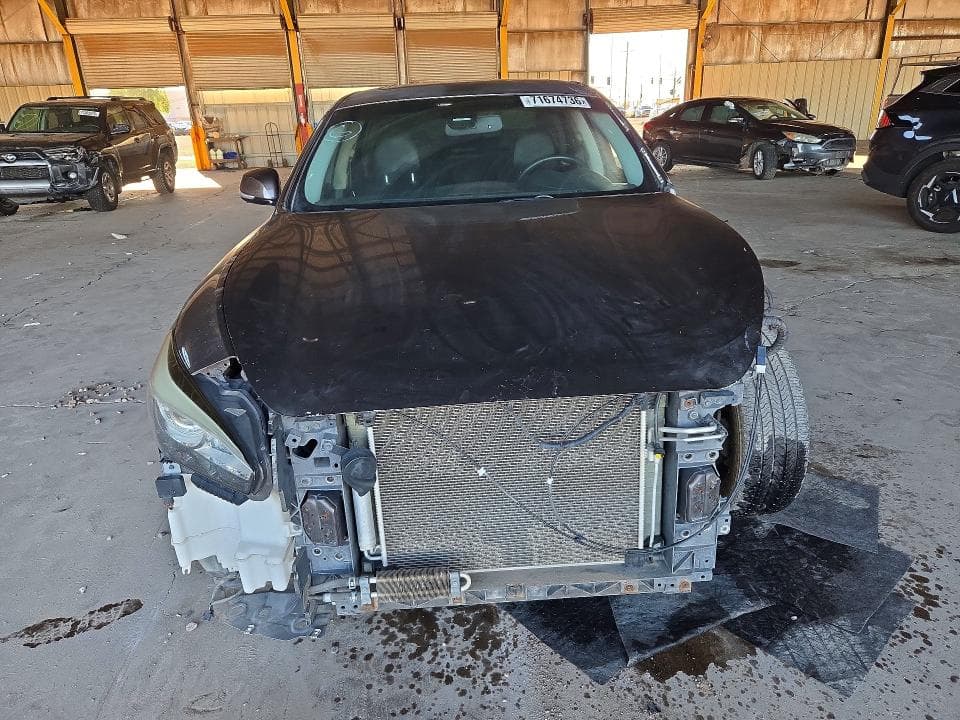 2017 INFINITI Q70 3.7 5