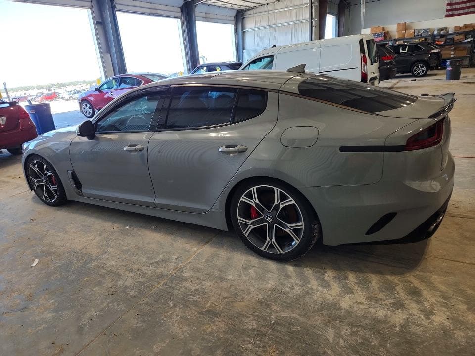2018 KIA STINGER GT2 2