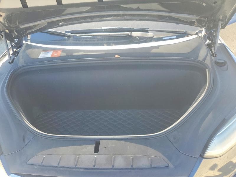2018 TESLA MODEL X 12
