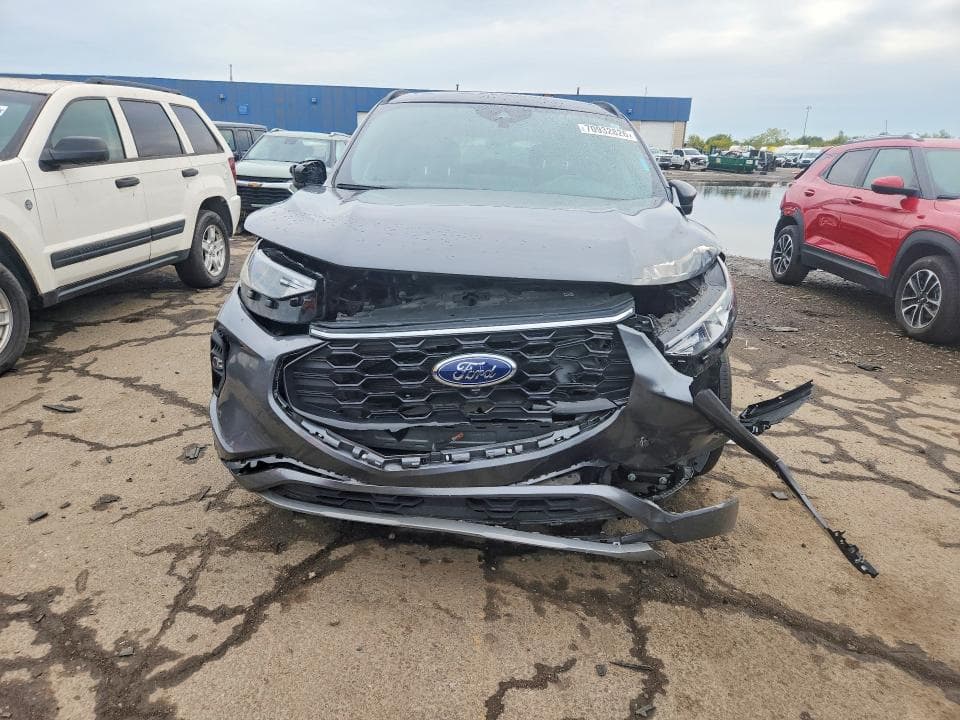 2024 FORD ESCAPE ST LINE SELECT 5