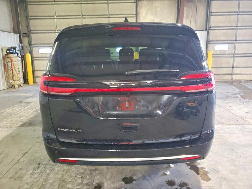 2027 CHRYSLER PACIFICA SELECT 6