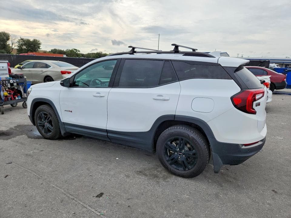 2022 GMC TERRAIN AT4 2