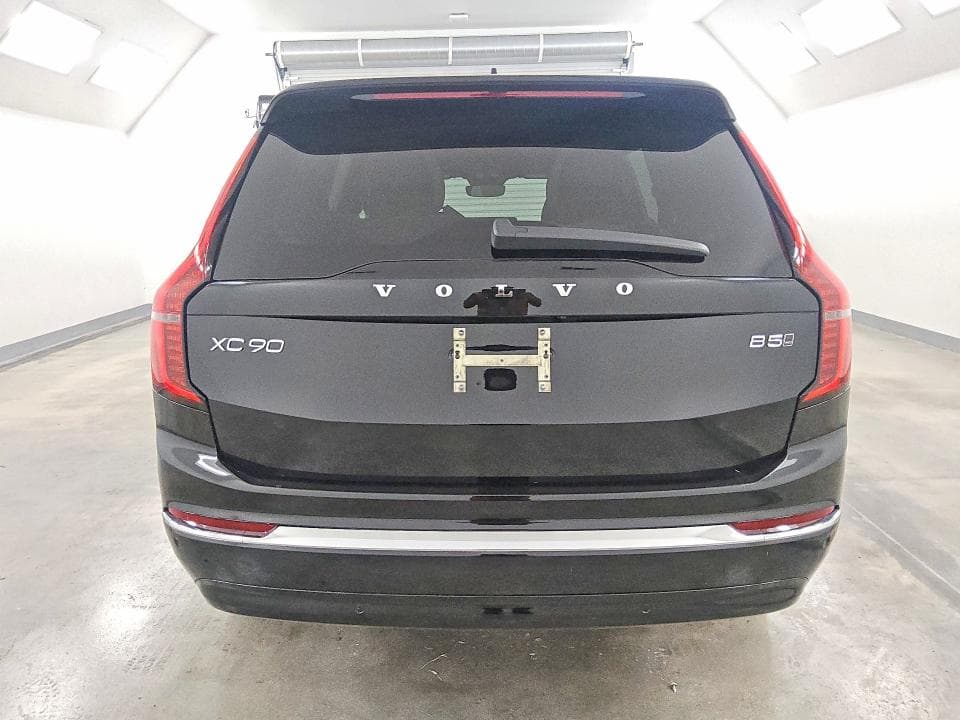 2026 VOLVO XC90 CORE 6
