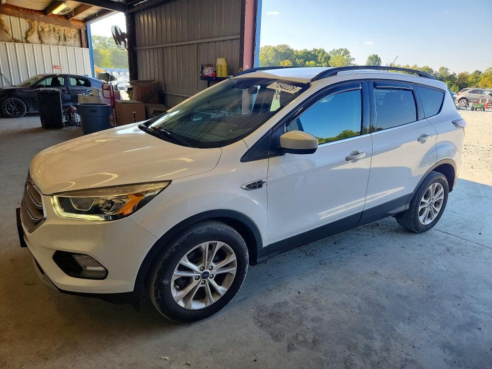 2017 FORD ESCAPE SE - 1