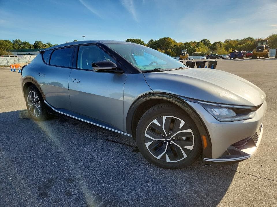 2023 KIA EV6 WIND 4