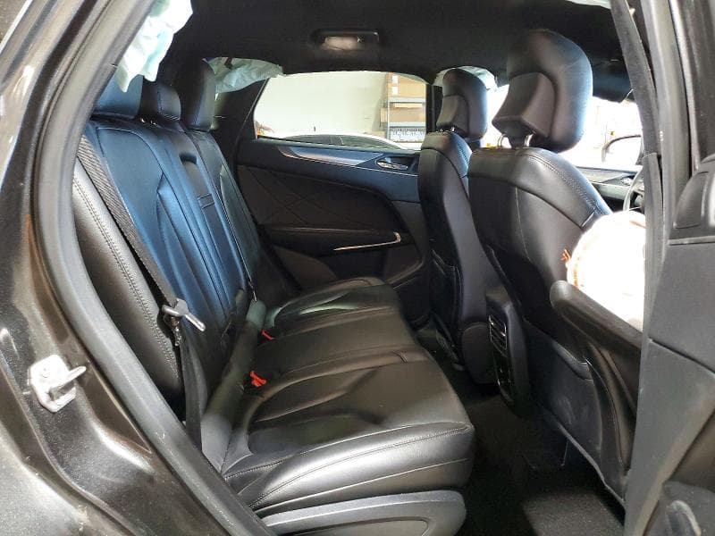 2019 LINCOLN MKC 11